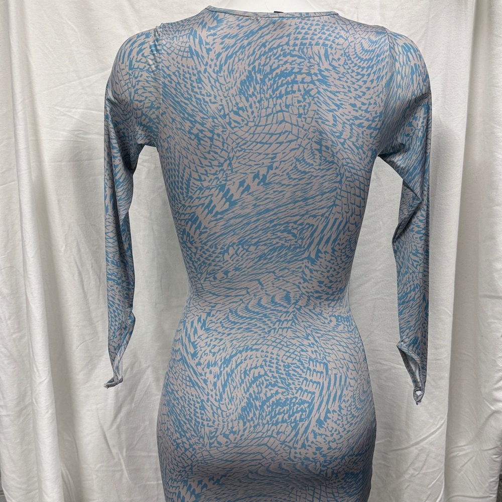 Missguided Patterned Long Sleeve Dress in Blue and Gray